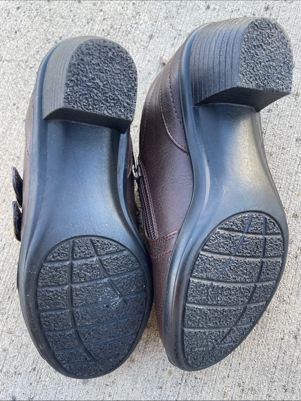 easy street comfortable brown